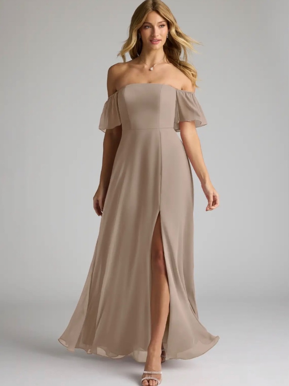 Azazie ‘Sue’ in Taupe